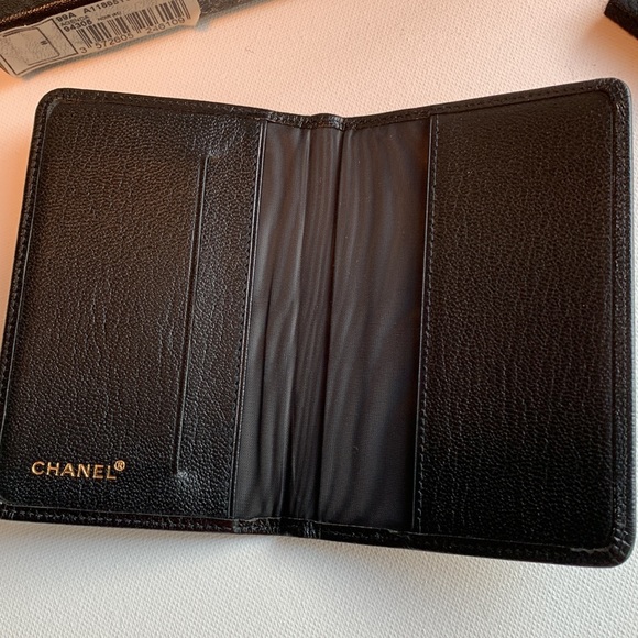 CHANEL Black Leather Agenda or Credit Card Case w/ Gold CC Logo New w/ Tags 🖤 - Picture 7 of 16